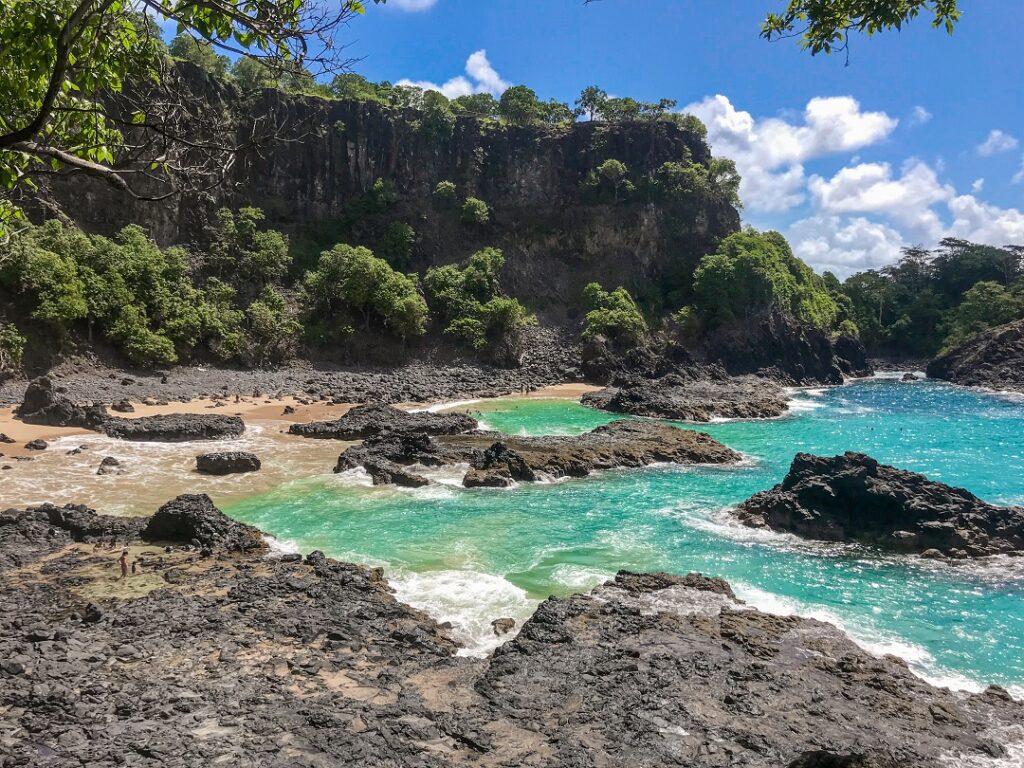 Baia dos Porcos em Fernando de Noronha