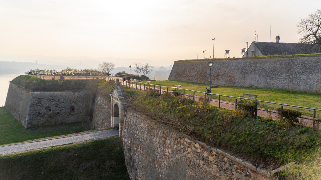 Imagem aerea de Petrovaradin Fortress em Novi Sad